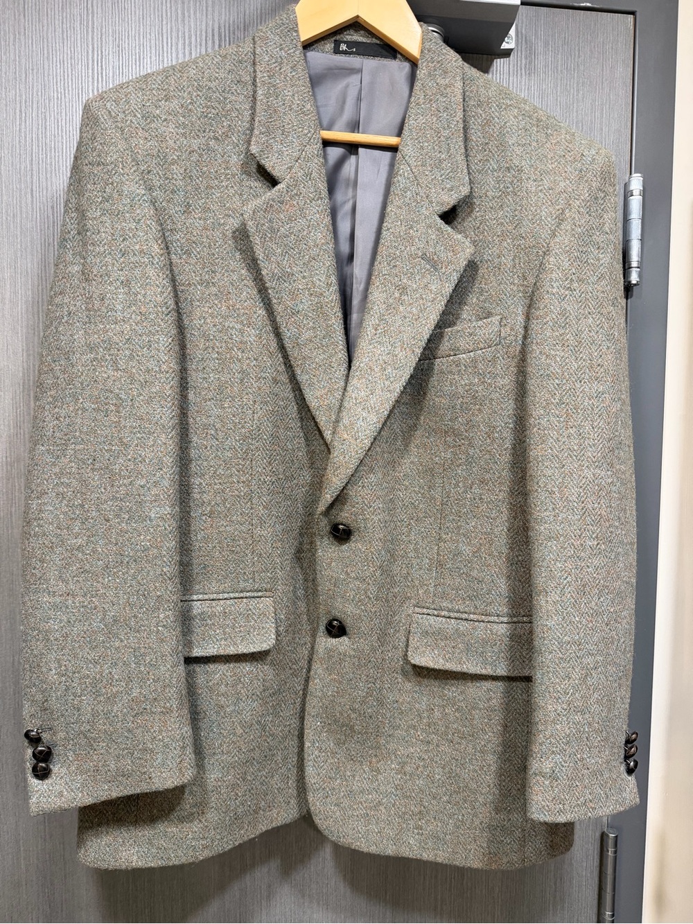 Harris Tweed Sage  Herringbone Blazer 38R
